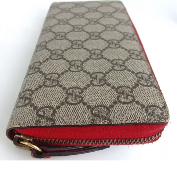 GUCCI Wallet GG Supreme Cherry Zip Around purse AUTHENTIC ๐ - Picture 4 of 10